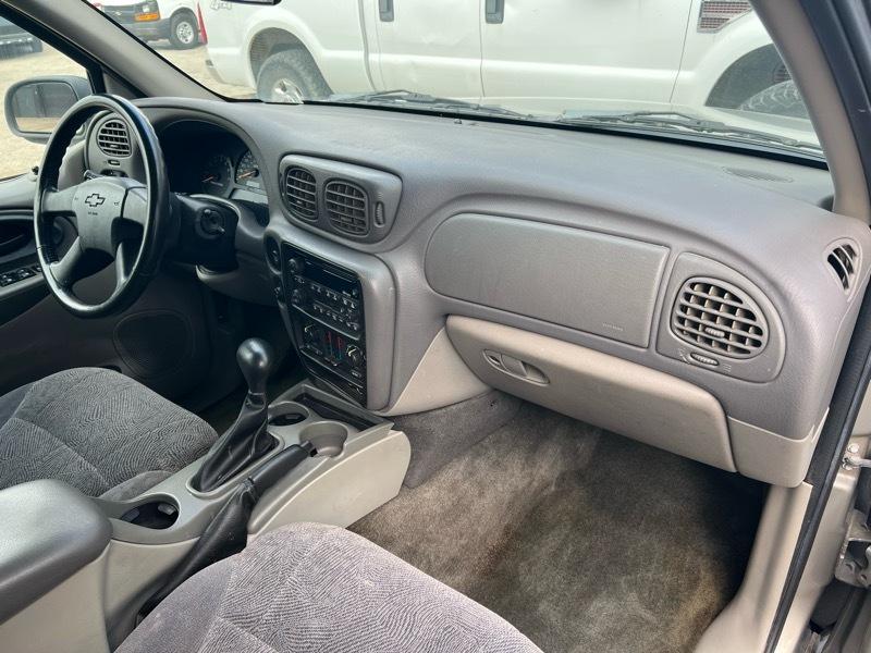 Chevrolet TrailBlazer EXT LS 2WD 2003