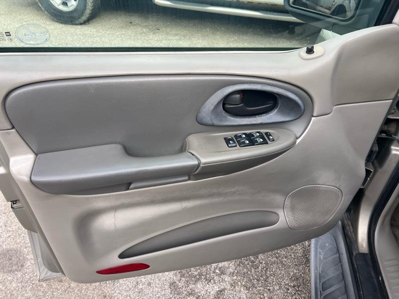 Chevrolet TrailBlazer EXT LS 2WD 2003