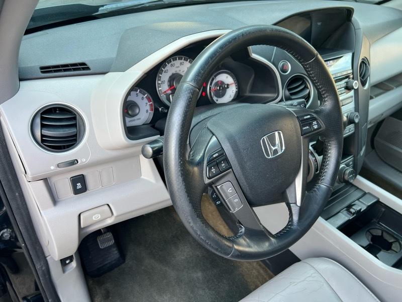 Honda Pilot EX-L 2WD 5-Spd AT with Navigation 2014