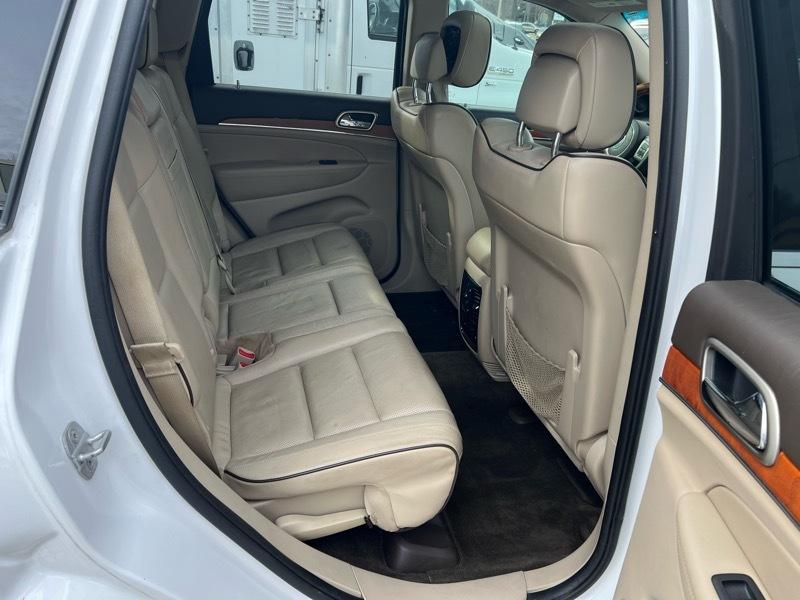 Jeep Grand Cherokee Overland 2WD 2013