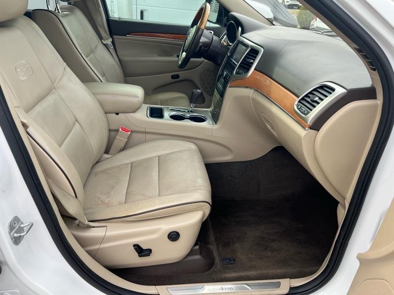 Jeep Grand Cherokee Overland 2WD 2013