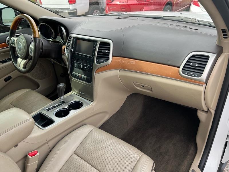 Jeep Grand Cherokee Overland 2WD 2013