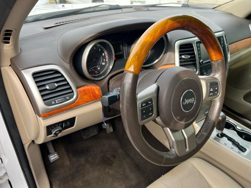 Jeep Grand Cherokee Overland 2WD 2013