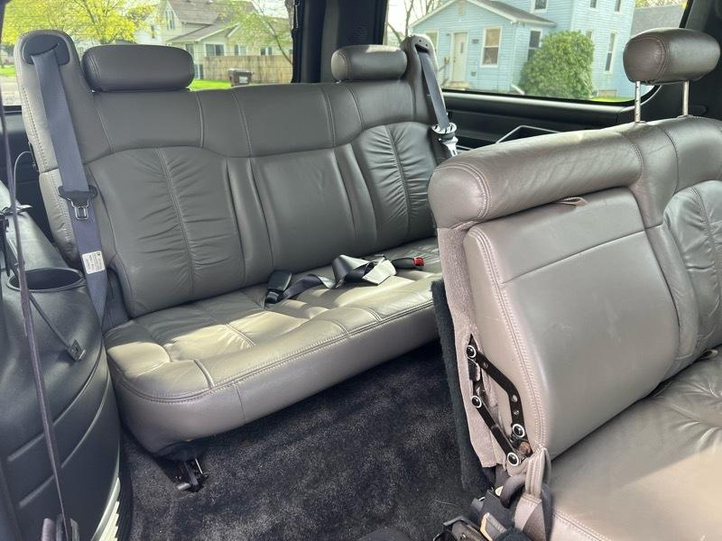 Chevrolet Suburban K1500 4WD 2000