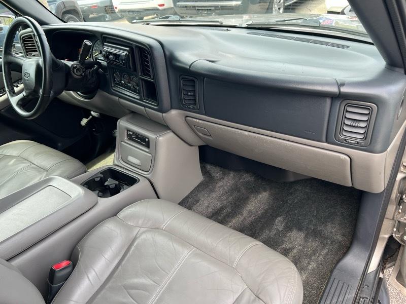 Chevrolet Suburban K1500 4WD 2000