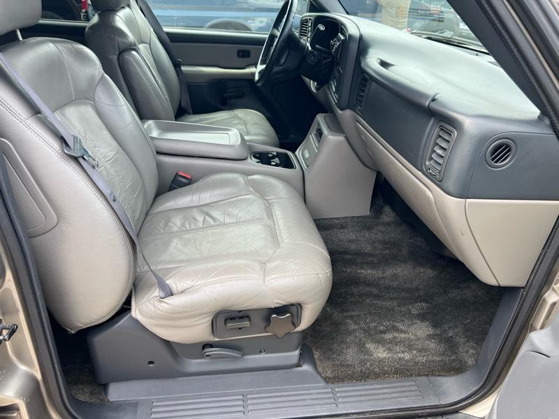 Chevrolet Suburban K1500 4WD 2000