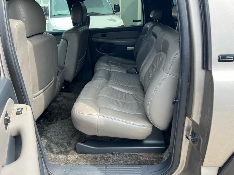 Chevrolet Suburban K1500 4WD 2000