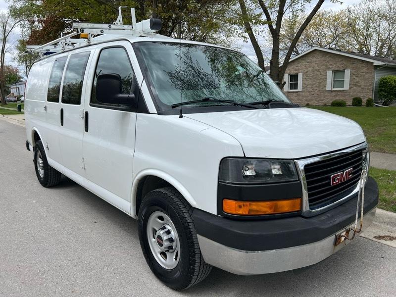 GMC Savana G2500 Cargo 2016