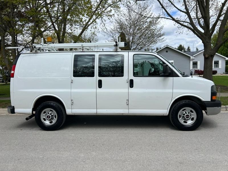 GMC Savana G2500 Cargo 2016