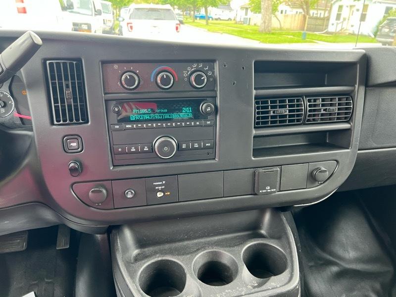 GMC Savana G2500 Cargo 2016