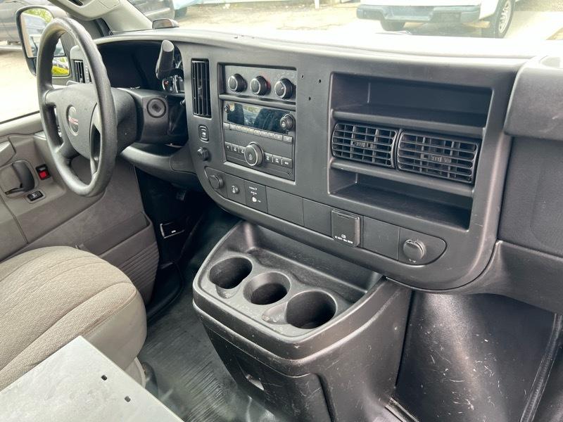 GMC Savana G2500 Cargo 2016