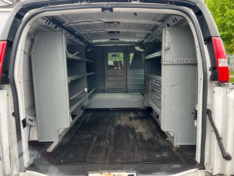 GMC Savana G2500 Cargo 2016