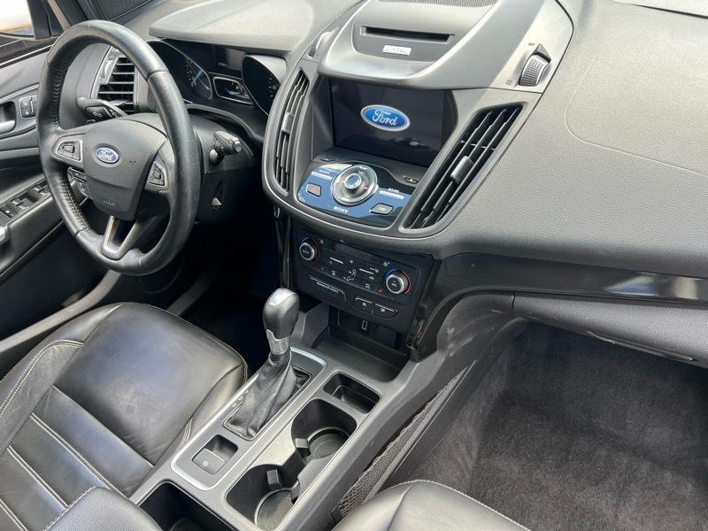 Ford Escape Titanium FWD 2017