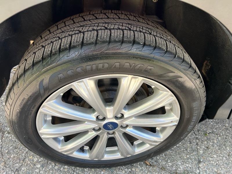 Ford Escape Titanium FWD 2017