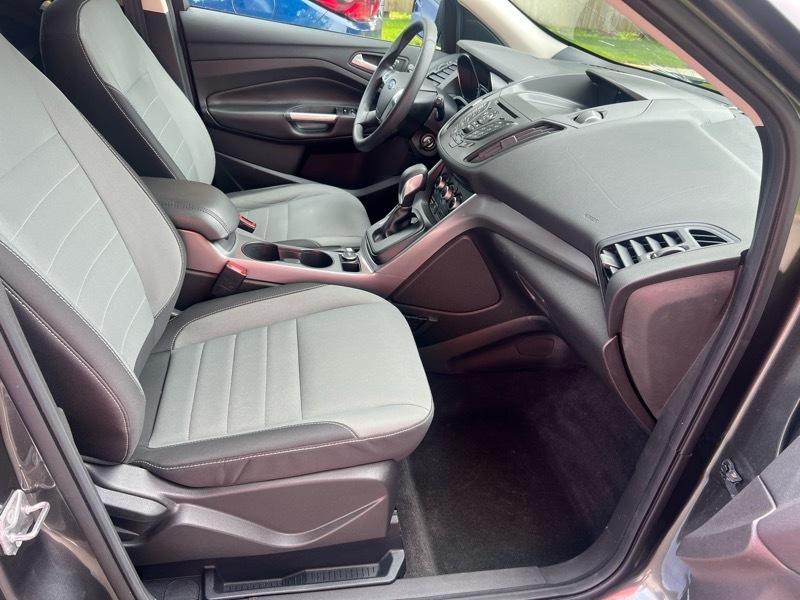 Ford Escape SE FWD 2016