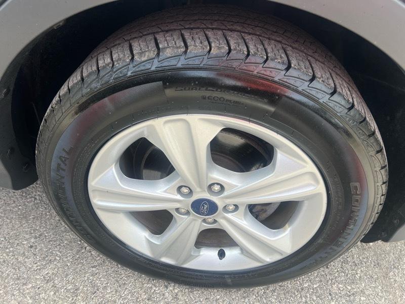 Ford Escape SE FWD 2016
