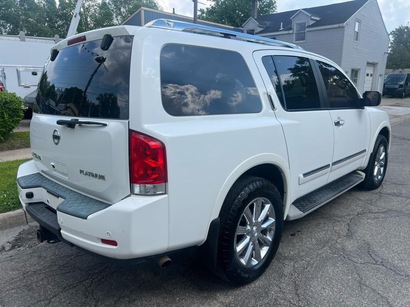 Nissan Armada Platinum 4WD 2011