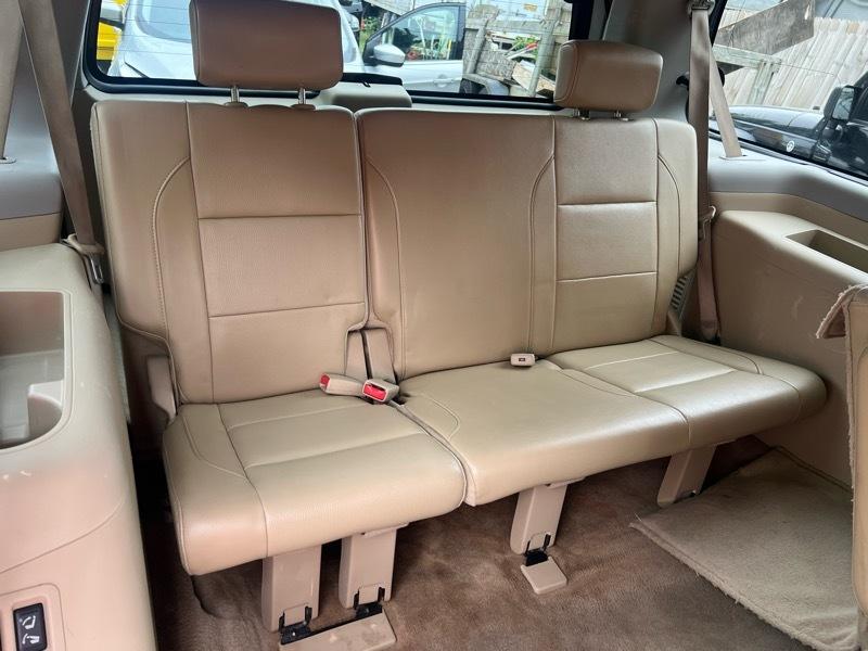 Nissan Armada Platinum 4WD 2011