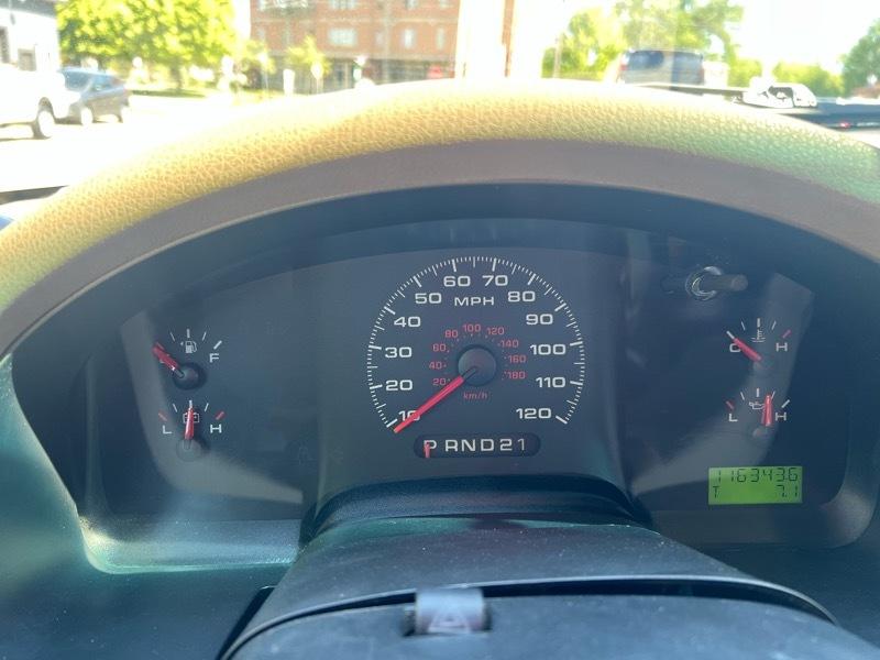 Ford F-150 XL Long Box 2WD 2008