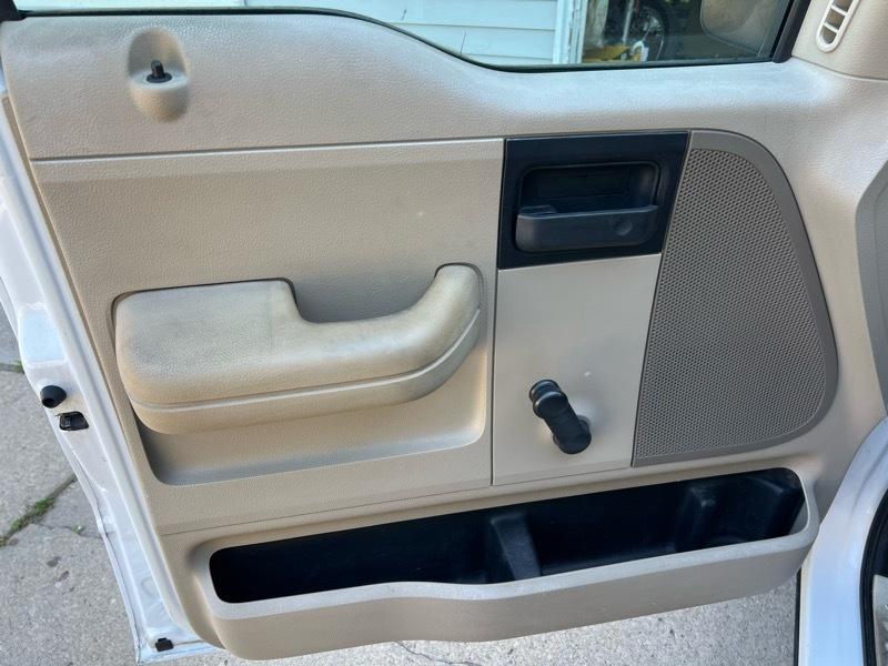 Ford F-150 XL Long Box 2WD 2008