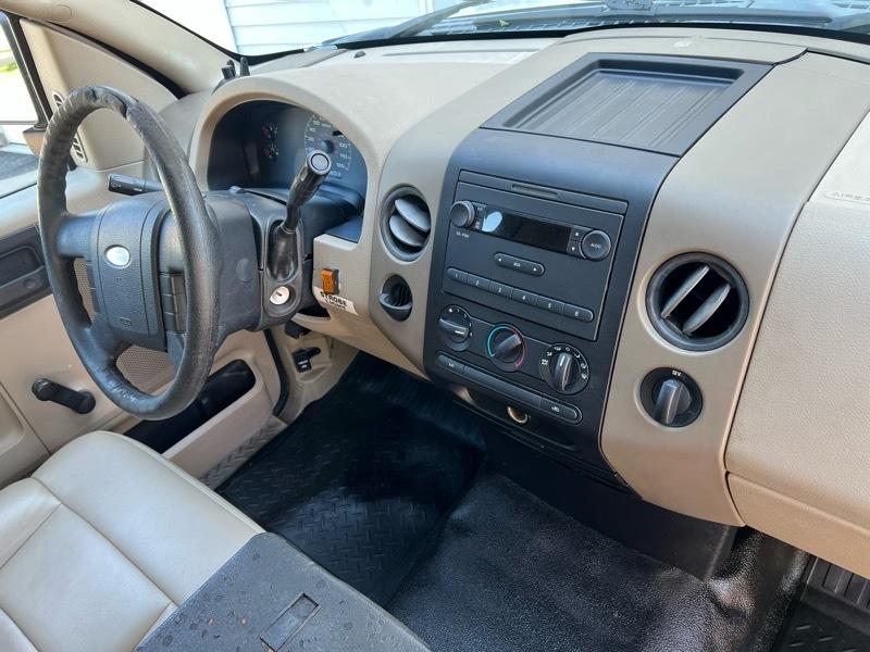 Ford F-150 XL Long Box 2WD 2008