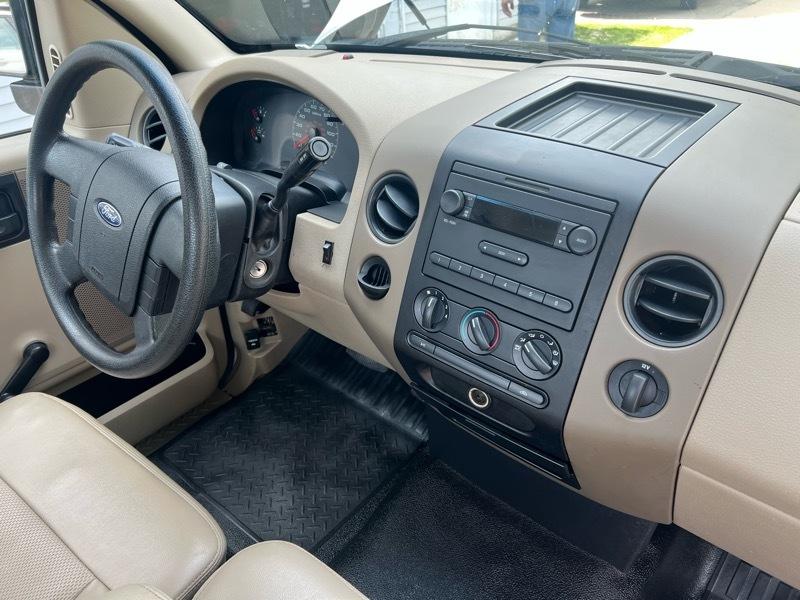 Ford F-150 XL Long Box 2WD 2008