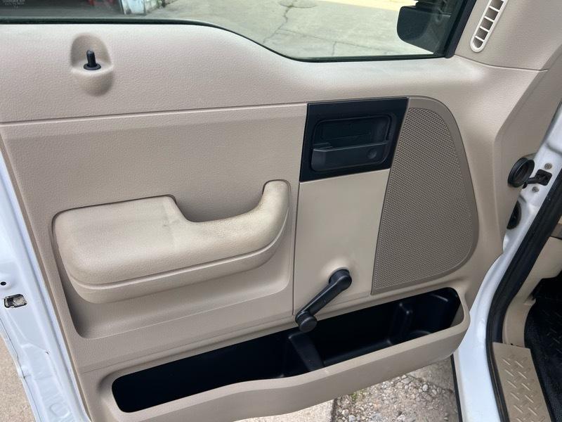 Ford F-150 XL Long Box 2WD 2008