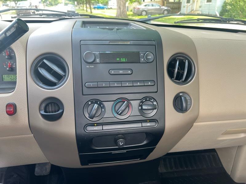 Ford F-150 XL Long Box 2WD 2008