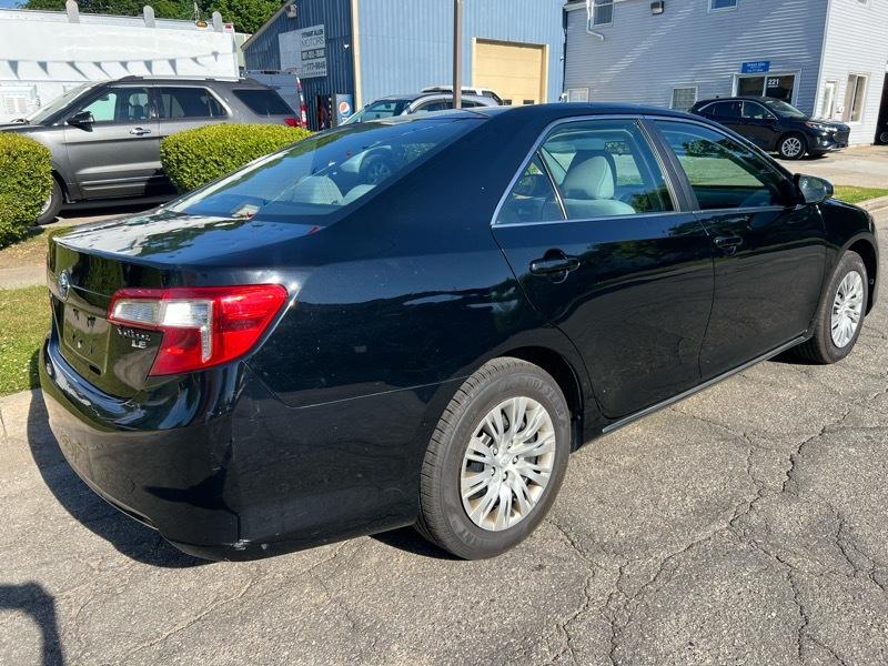 Toyota Camry LE 2012