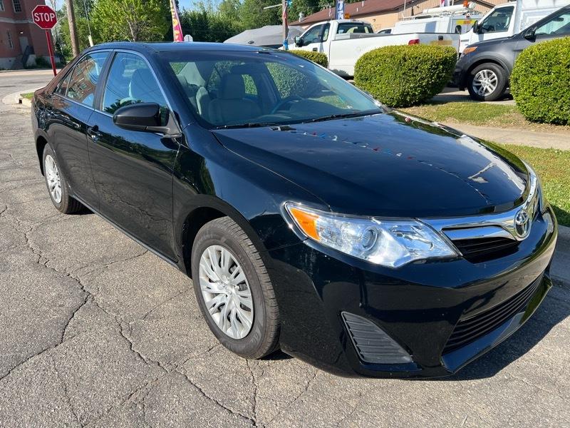 Toyota Camry LE 2012