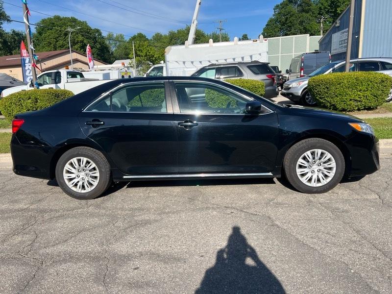 Toyota Camry LE 2012