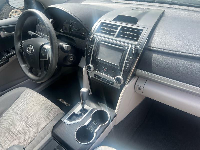 Toyota Camry LE 2012