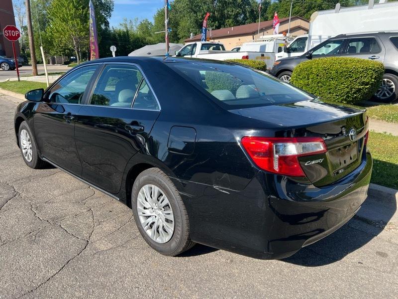Toyota Camry LE 2012