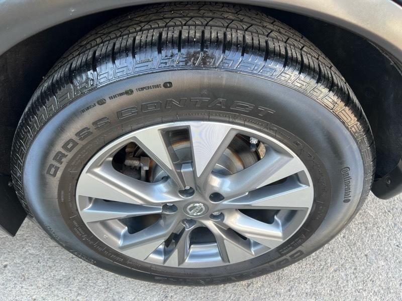 Nissan Murano SV AWD 2015