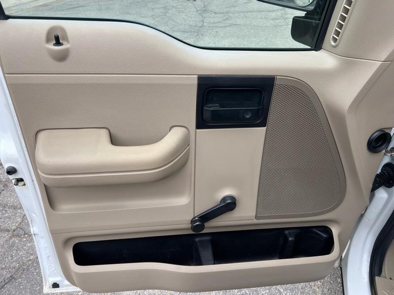 Ford F-150 XL Long Box 2WD 2007