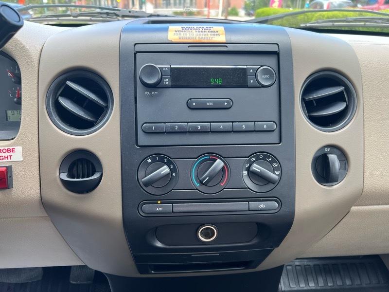 Ford F-150 XL Long Box 2WD 2007