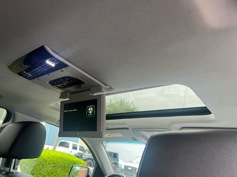 Chevrolet Suburban LTZ 4WD 2016