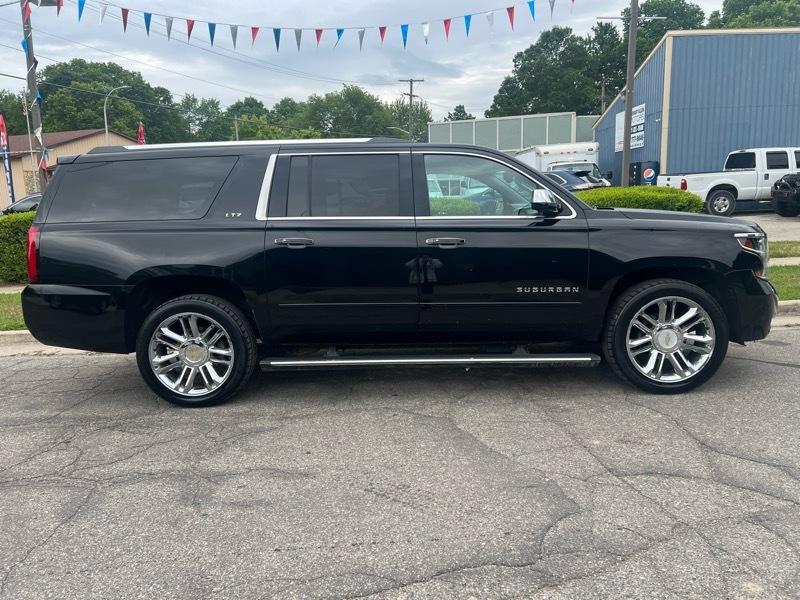 Chevrolet Suburban LTZ 4WD 2016