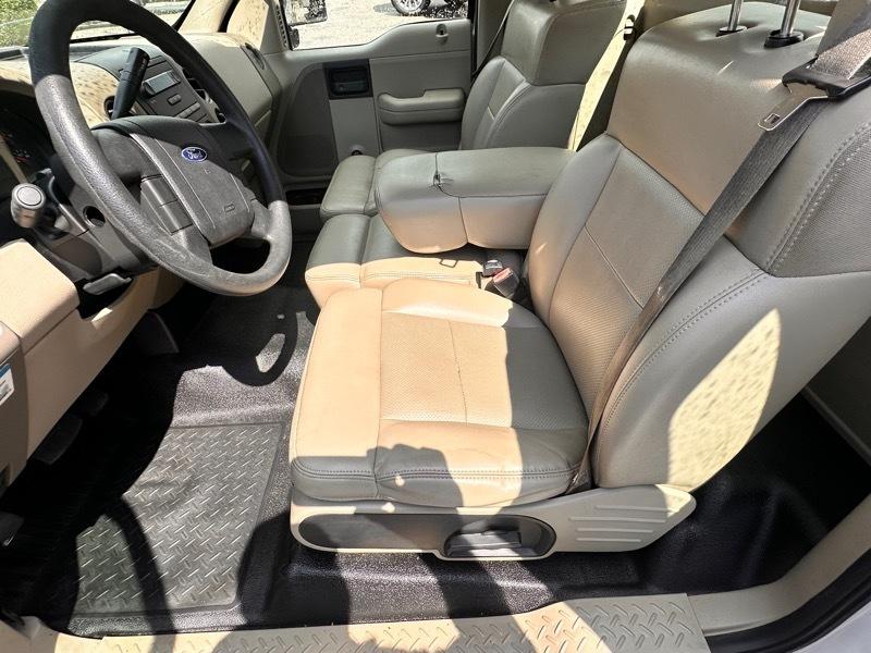 Ford F-150 XL Long Box 2WD 2008