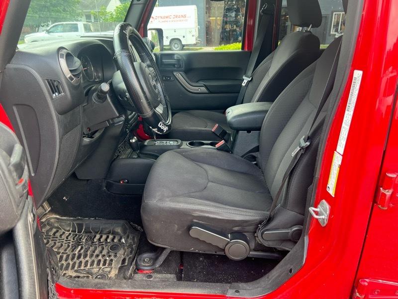 Jeep Wrangler Unlimited Sport 4WD 2014