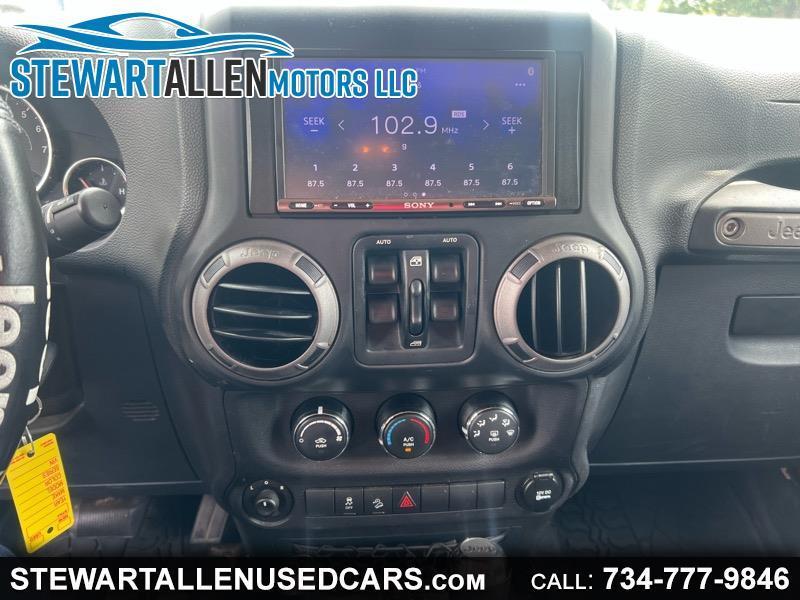 2014 Jeep Wrangler Unlimited Sport 4WD