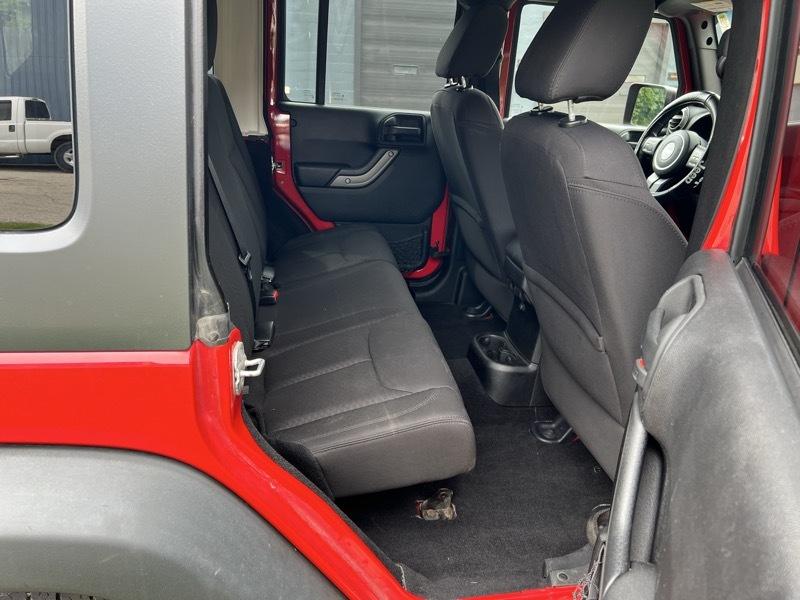 2014 Jeep Wrangler Unlimited Sport - Photo 17