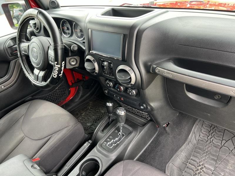 2014 Jeep Wrangler Unlimited Sport - Photo 13