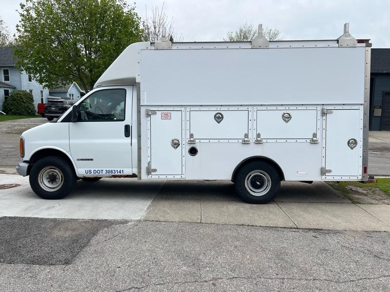 Chevrolet Express G3500 2002