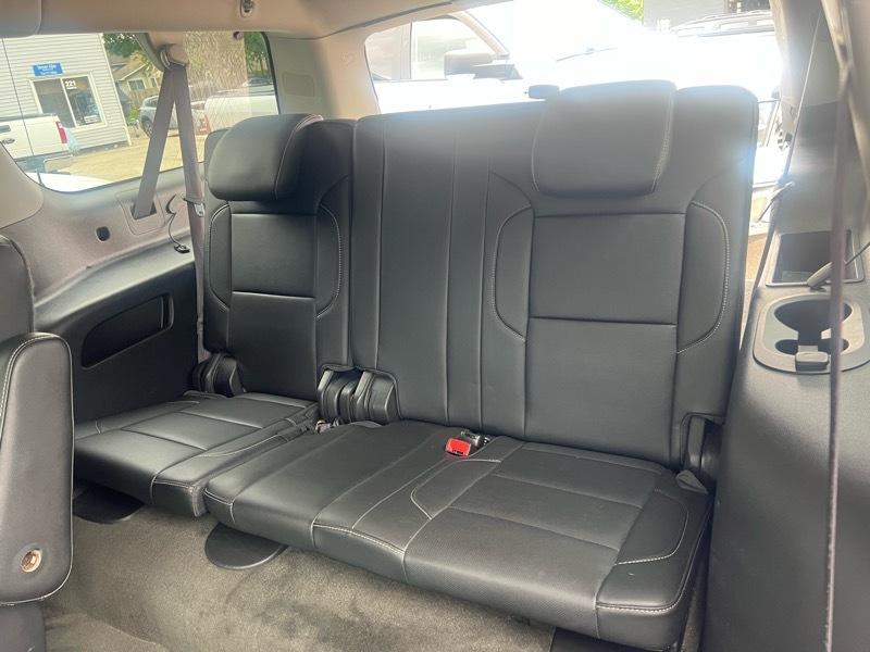 GMC Yukon XL SLT 1/2 Ton 4WD 2015