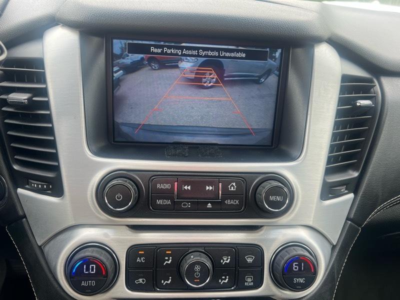 GMC Yukon XL SLT 1/2 Ton 4WD 2015
