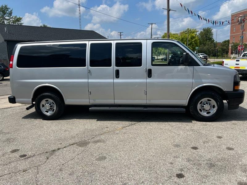 Chevrolet Express LS 3500 Extended 2020