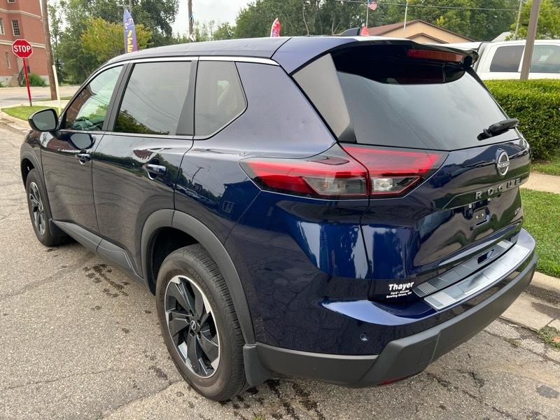 Nissan Rogue SV AWD 2025