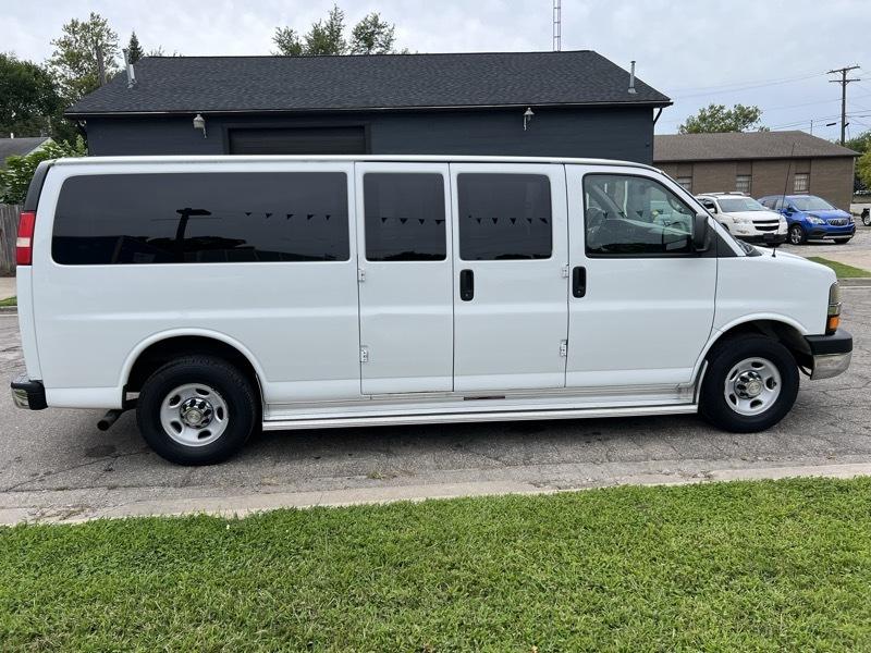 Chevrolet Express  2013