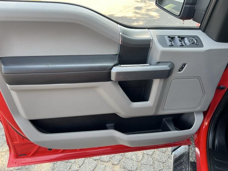 Ford F-150 photo 18